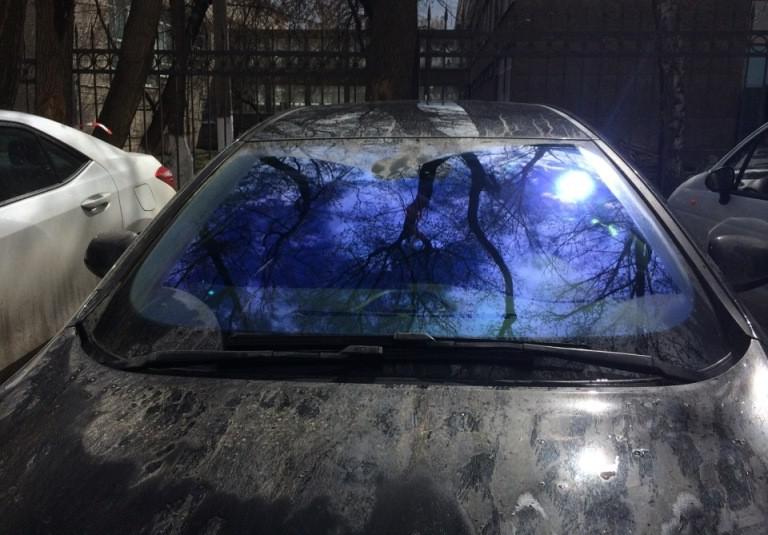 Пленка на лобовое стекло от солнца
