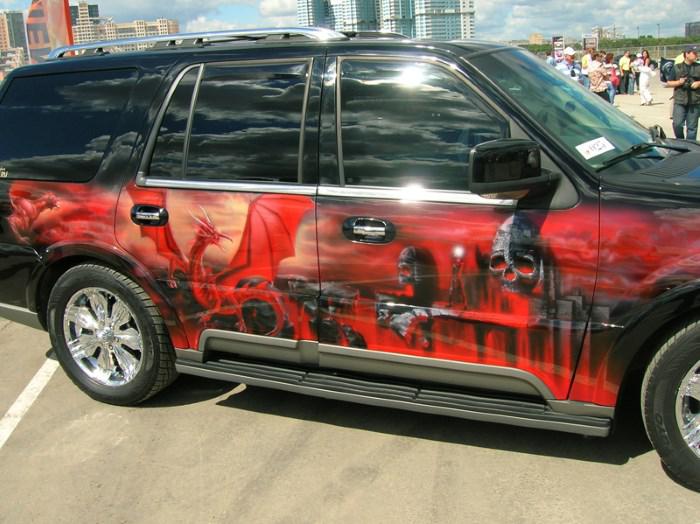 Аэрография дракон на авто Аэрография дракон на авто