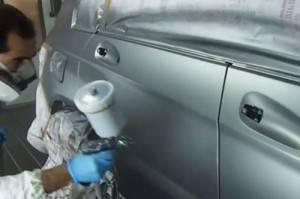 Как наносить краску на крыло автомобиля?