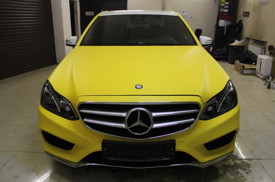 Существует как матовая, так и глянцевая Plasti Dip