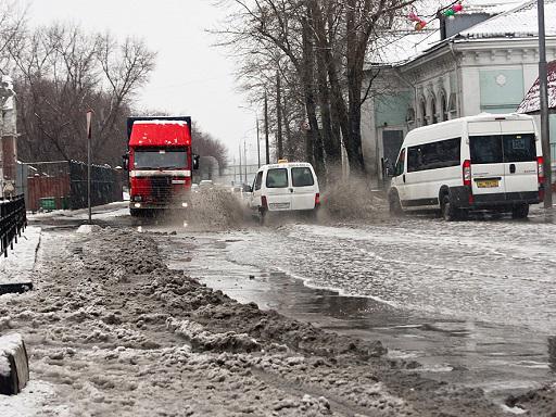 Снег и слякоть способствуют коррозии днища